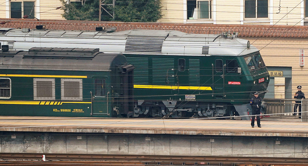 Tuy nhiên RT-23 Molodets không phải là đoàn tàu nổi tiếng nhất ở thời điểm hiện tại mà là đoàn tàu bọc thép của nhà lãnh đạo Triều Tiên Kim Jong-un. Đoàn tàu hoả này cũng đã phục vụ các đời lãnh đạo trước đây của Triều Tiên bao gồm Chủ tịch Kim Nhật Thành và nhà lãnh đạo Kim Jong-il - ông nội và cha của nhà lãnh đạo Kim Jong-un. Nguồn ảnh: ERC.