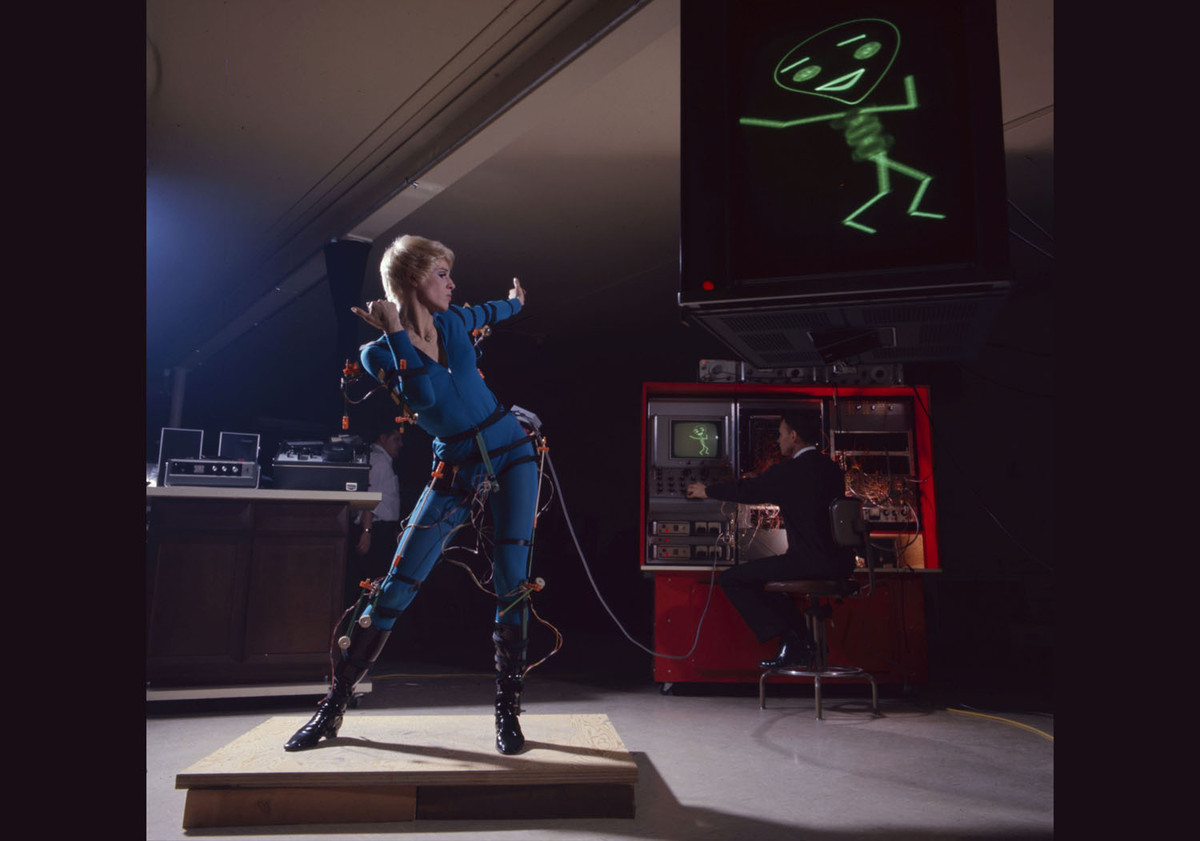 Công nghệ nhận diện chuyển động cũng ra đời vào thời gian này, tuy vậy tính ứng dụng của nó là chưa cao. Nguồn ảnh: TA.