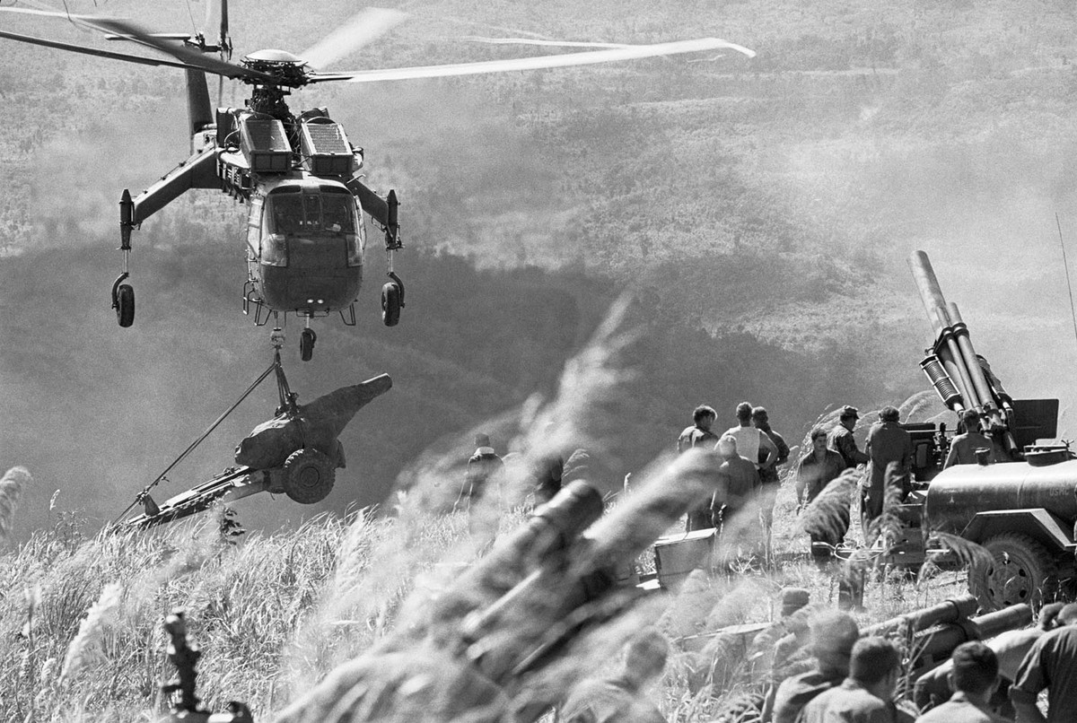 Ở Việt Nam, số lượng lính Mỹ đồn trú bắt đầu giảm kể từ năm 1969 - dấu hiệu cho sự chán nản của chính quyền Mỹ sau nhiều năm vất vả tại mảnh đất này mà "không giải quyết được điều gì". Nguồn ảnh: TA.