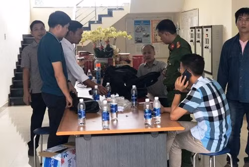 Cuop tram thu phi TPHCM-Long Thanh-Dau Giay: Nghi can danh roi 50 trieu-Hinh-4