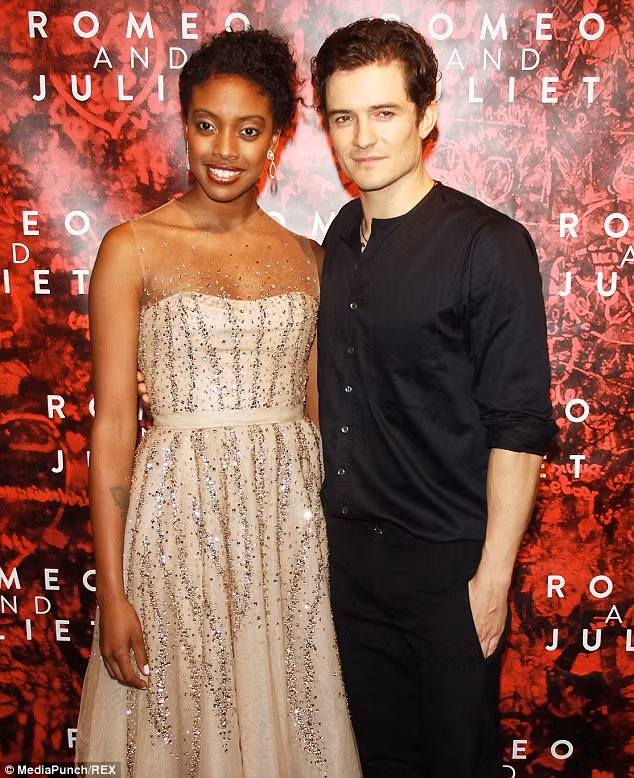 Năm 2013, có tin Orlando Bloom hẹn hò với bạn diễn trong Romeo &amp; Juliet, Condola Rashad khi anh bị bắt gặp vài lần hẹn hò với Condola. (Ảnh: Rex)