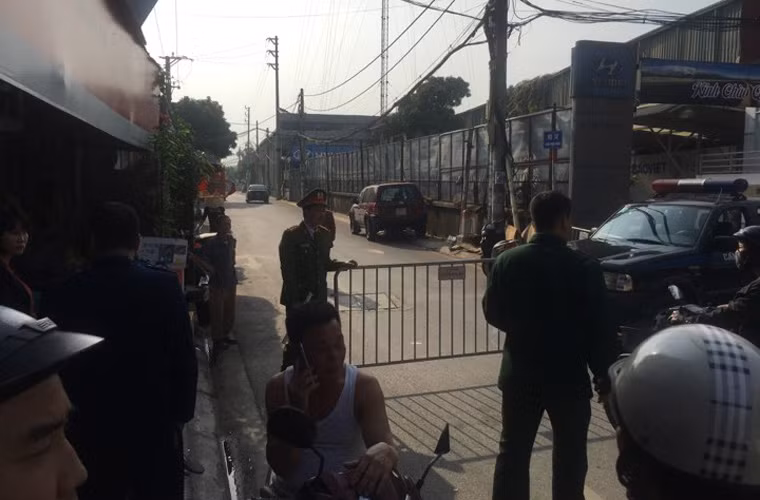 Ngõ 148 Phú Viên, Bồ Đề, Long Biên - nơi tập kết quả bom đã được phong tỏa.