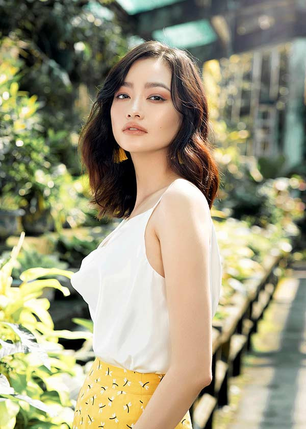 Cach ngam mat vao nuoc khoang de da dep nhu Truc Diem-Hinh-7