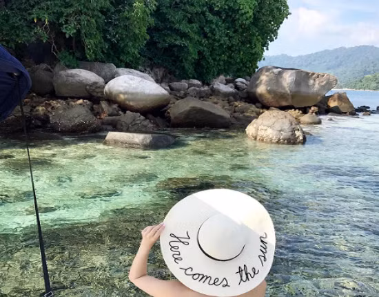 Một số cậu ấm cô chiêu trong “ Hội con nhà giàu trên Instagram” (Rich Kids of Instagram) đi nghỉ mát ở Malaysia trong mùa hè. Ảnh: BI.