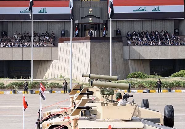 Một số khí tài quân sự được phô diễn trong buổi lễ diễu binh. Ảnh: FNA.