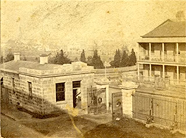 Đường Macquarie ở thành phố Sydney (Australia) do Robert Hunt ghi lại năm 1855. Ảnh: VT.