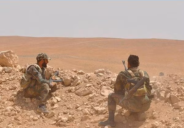 Anh: Quan doi Syria thang lon truoc khung bo o Dong Homs-Hinh-11