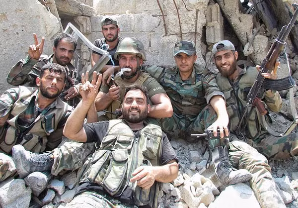 Hãng Fars (Iran) đưa tin, quân đội Syria và lực lượng Vệ binh Cộng hòa tiếp tục giành thắng lợi trước nhóm phiến quân ở khu vực Đông Damascus. Ảnh: FNA.