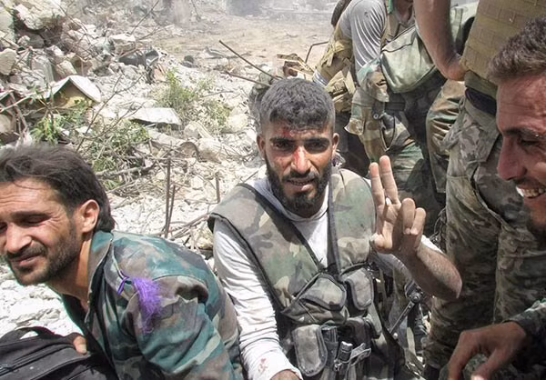 Nguồn tin cho biết, sau khi quân đội Syria giành quyền kiểm soát ngã tư Ein Termar, bất cứ nhóm khủng bố nào đi ngang qua nơi này sẽ đều sẽ trở thành mục tiêu bị tấn công. Ảnh: FNA.