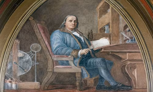  Benjamin Franklin bỏ học năm 12 tuổi để phụ giúp công việc kinh doanh xà phòng của gia đình. Ông đã dành toàn bộ số tiền kiếm được để mua sách và luôn trau dồi kiến thức. Mặc dù không theo học đầy đủ nhưng ông đã được nhận bằng danh dự của trường Đại học Harvard, Yale và nhiều tổ chức hàng đầu khác. Ảnh: ATI.
