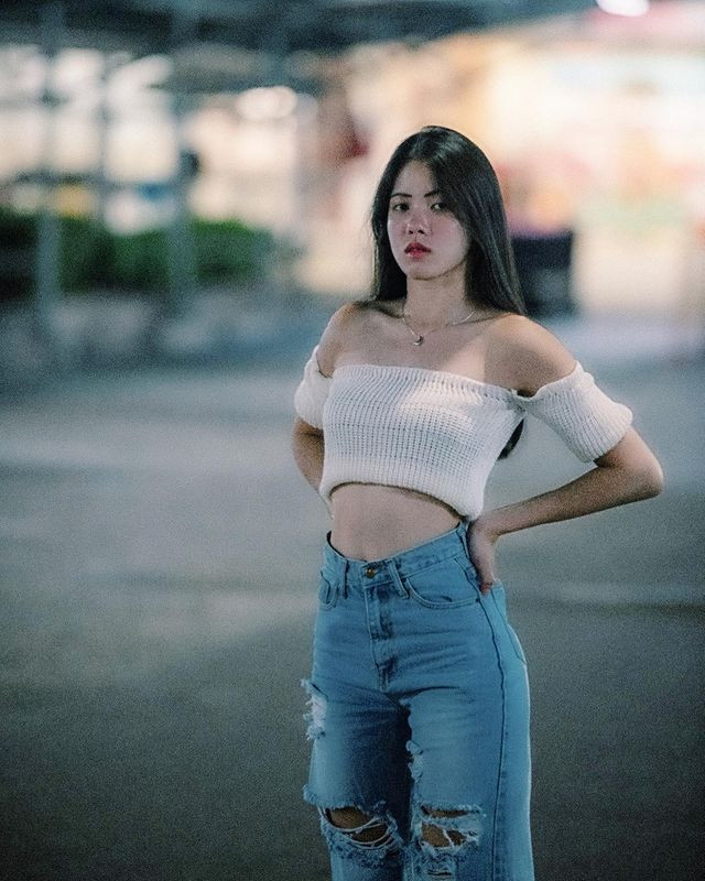 Vốn dĩ, Katuuui không phải tuýp hot girl hở bạo, thích gây chú ý bằng chiêu khoe cơ thể.