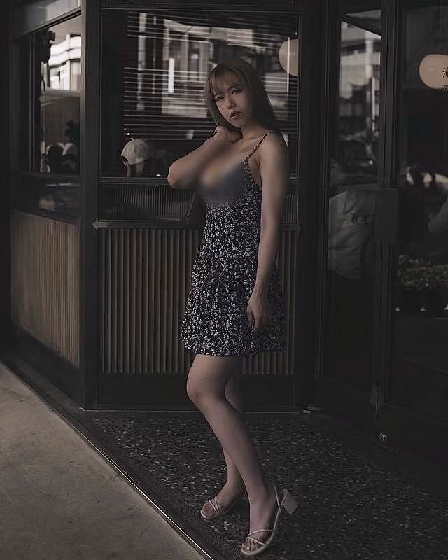 Chính vì thế tôi không cảm thấy xấu hổ, cũng sẽ ngày một cố gắng hơn. Đối với những người hâm mộ tôi, cảm ơn các bạn đã ủng hộ, động viên tôi".