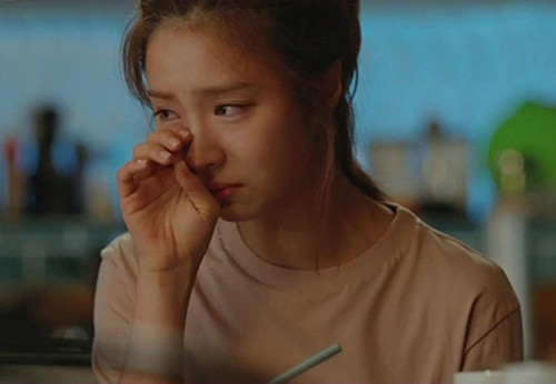 Vo di tham my bi xet nghiem HIV nham, chong lo bo mat that