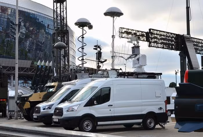 Sau khi xác định được máy bay không người lái, người điều hành Groza-S có thể sử dụng công cụ triệt tiêu kênh đơn giản, hoặc các phương pháp phơi sáng phức tạp hơn, nếu cần thiết.