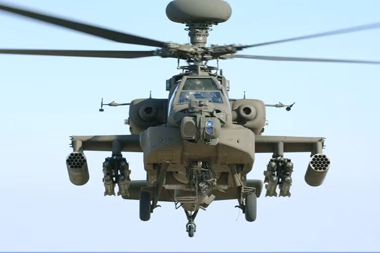 Loại vũ khí thứ 2 Ấn Độ sắp nhận chính là những sát thủ diệt tăng AH-64 Apache của Mỹ
