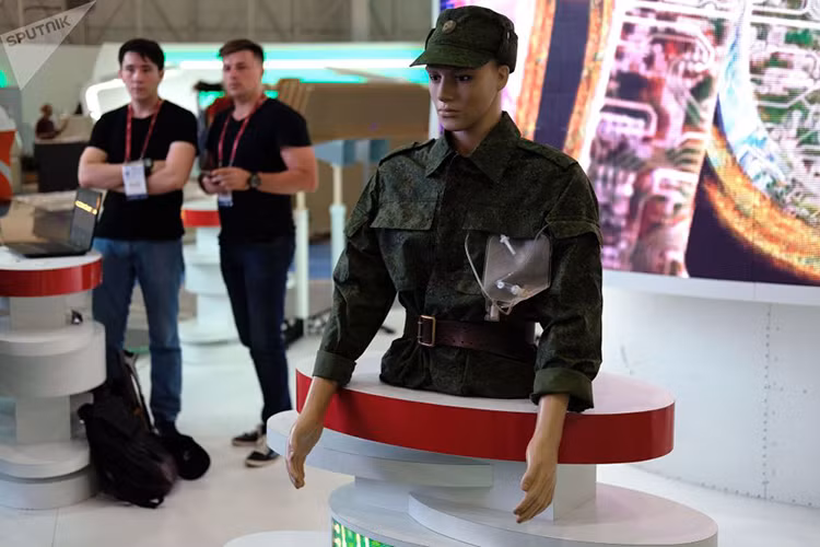 Một mẫu quân phòng dành cho bác sĩ quân sĩ sắp được giới thiệu tại ARMY-2017. Nguồn ảnh: Sputnik.