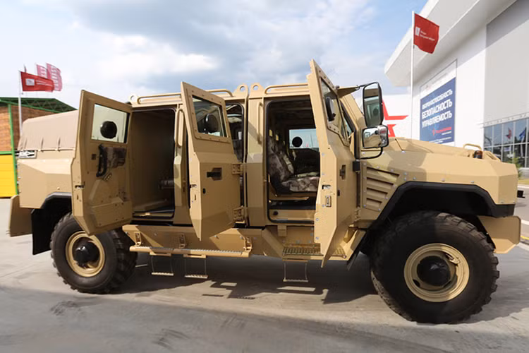 Buran một mẫu xe bọc thép tiên tiến được Nga giới thiệu tại Army-2017. Nguồn ảnh: TASS.