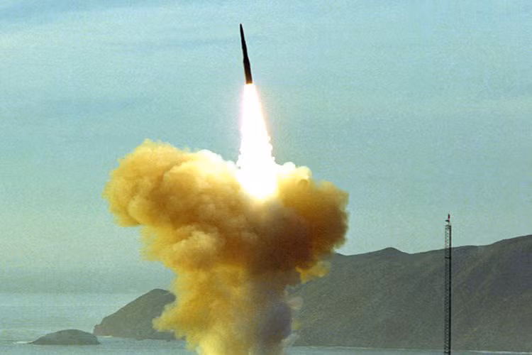 Điểm độc đáo đây chính là loại tên lửa có tốc độ tối đa cao nhất thế giới hiện nay. Tên lửa đạt vận tốc Mach 23, tương đương 28.000 km/giờ (khoảng 7 km/giây).