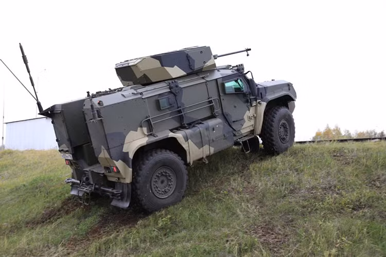 Hiện tại Typhoon-VDV vẫn đang trong đoạn phát triển và thử nghiệm, dự kiến nó sẽ sớm được Bộ Quốc phòng Nga đưa vào trang bị trong giai đoạn từ nay đến năm 2020, một phần trong chương trình hiện đại hóa lực lượng đổ bộ đường không của nước này. Nguồn ảnh: livejournal.com.