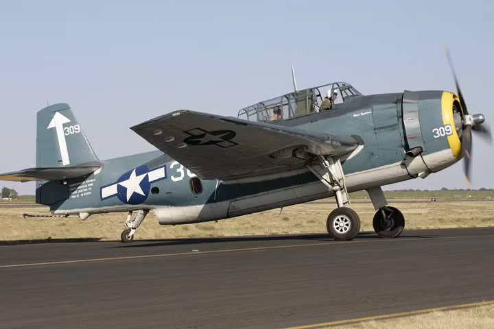 Tổng trọng lượng của máy bay là 7.257kg.Nguồn ảnh: Buckel-Fisher.