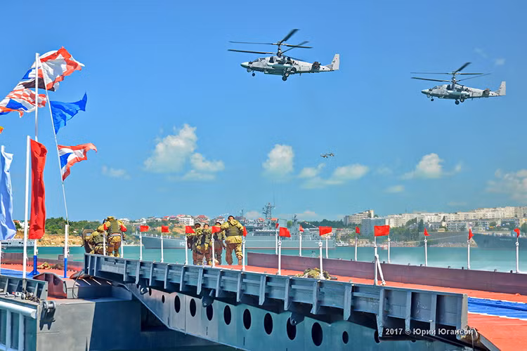 Cận cảnh những chiếc Ka-52K mới tinh của không quân hải quân Nga, dòng trực thăng này chỉ mới được trang bị cho mình Hạm đội Biển Đen. Nguồn ảnh: yuhanson.livejournal.