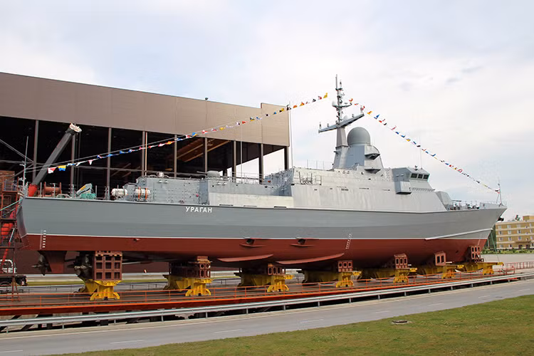 Theo kế hoạch của Hải quân Nga nước này sẽ đưa vào trang bị ít nhất 18 tàu thuộc lớp Karakurt với 5 chiếc đầu tiên đang được đóng mới, và chúng sẽ được biên chế cho hai hạm đội Biển Đen và Caspian. Nguồn ảnh: bmpd.livejournal.
