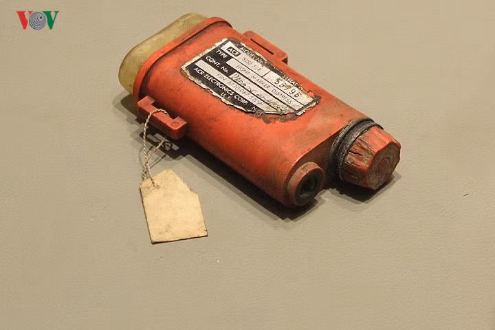 Đèn pháo hiệu của nhóm gián điệp-biệt kích xâm phạm miền Bắc XHCN trong Chiến tranh Việt Nam. Nguồn ảnh: VOV.