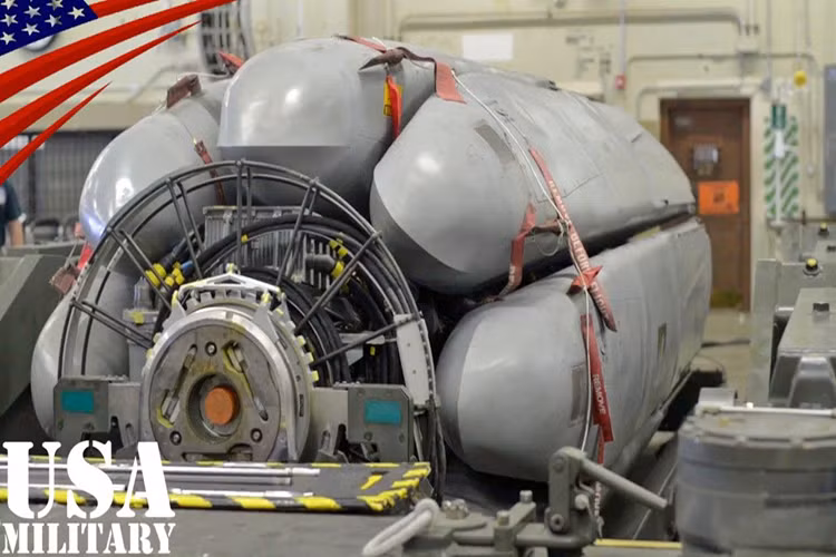 Cụ thể là nếu trước đây, một máy bay ném bom chiến lược B-1 của Mỹ có thể mang theo được khoảng 12 tên lửa hành trình AGM-86 còn B-52 là 24 tên lửa, nhưng giờ đây nếu chúng mang theo tới 40 tên lửa hành trình LRSO thì mọi chuyện sẽ theo một chiều hướng khác. Chuyên gia này nhận định. Nguồn ảnh: Aviation Stack.