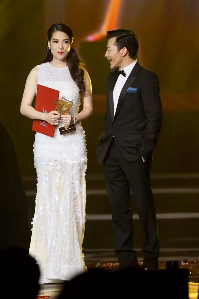 Cả hai hiếm khi xuất hiện cùng nhau tuy nhiên họ vẫn giữ mối quan hệ tốt đẹp và dành thời gian để chăm sóc cho con gái cưng.