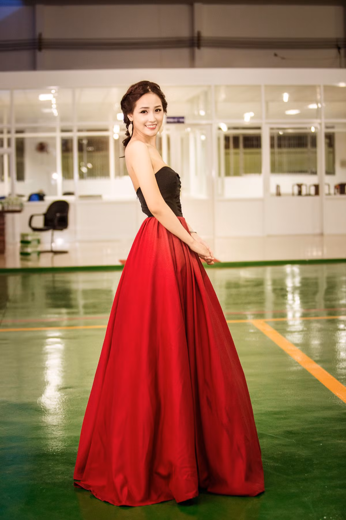 Bởi vậy, chuyện tình cảm của Mai Phương Thúy vẫn khiến công chúng hiếu kỳ và chờ đợi.