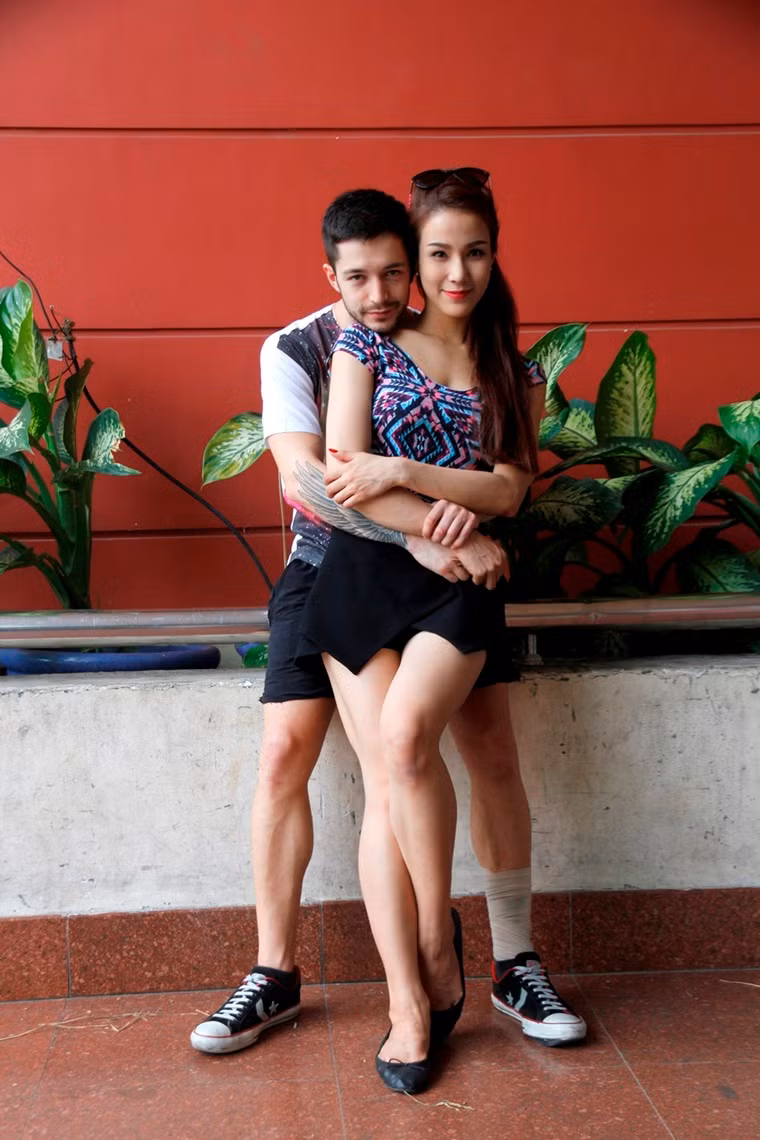 Phần thi thứ hai, Diệp Lâm Anh sẽ đầy dịu dàng nữ tính khi hóa thân thành nàng Bella trong "Chạng vạng" bằng múa đương đại và ballet. Với việc phô diễn toàn bộ kỹ năng nhảy múa của top 4, hứa hẹn sẽ mang đến đêm thi bùng nổ và gay cấn. Chung kết Bước nhảy hoàn vũ 2015 sẽ diễn ra lúc 21h, tối 11/4, tại Nhà thi đấu Nguyễn Du và được tường thuật trực tiếp trên VTV3.