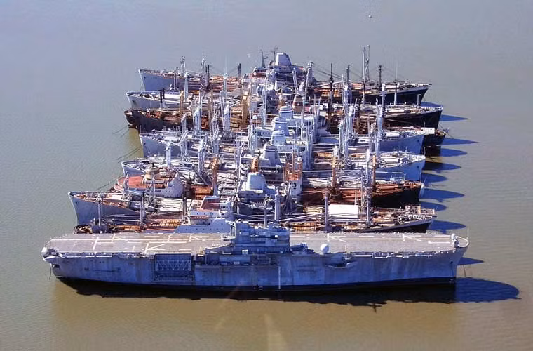 Đỉnh điểm là vào năm 1950, Hạm đội có 2.277 tàu thả neo trên khắp nước Mỹ. Tuy nhiên, khi nhu cầu sử dụng giảm đi, số lượng tàu trong NDRF cũng giảm xuống, chỉ còn sót lại 122 chiếc tính đến 30/4/2014.