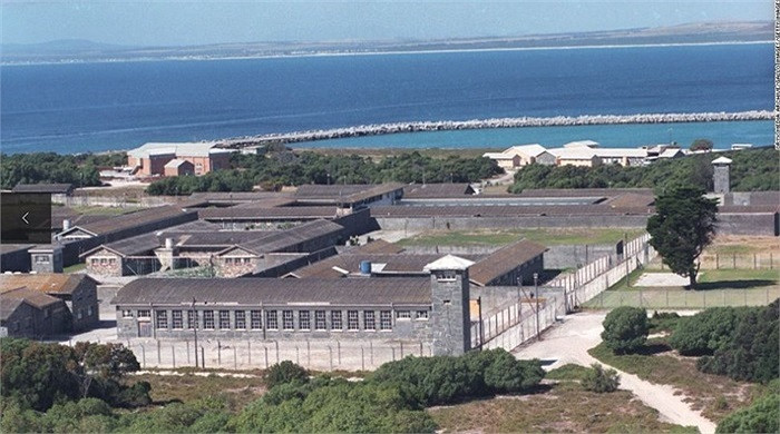 Tù nhân chính trị cuối cùng được trả tự do vào năm 1991. Từ năm 1996, nhà tù này được sử dụng để giam giữ những tội phạm hình sự.