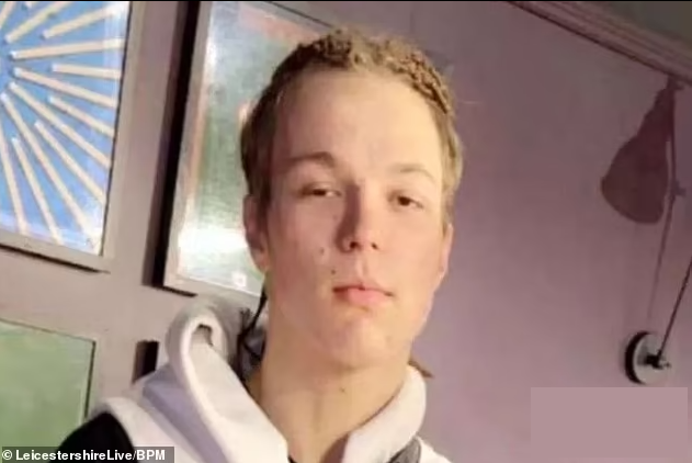 Cố cứu bạn đuối nước, chàng trai trẻ tử vong thương tâm Co cuu ban duoi nuoc, chang trai tre tu vong thuong tam