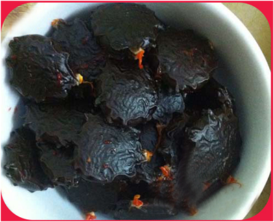 Hạt gấc dùng làm thuốc chữa bệnh trong những trường hợp ngã, bị thương, sang độc, phụ nữ sưng vú, hậu môn sưng thũng. Ảnh: Tạp chí online.