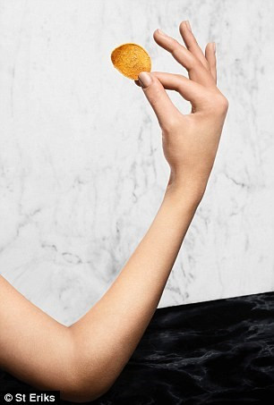 Nhà sản xuất bim bim này khẳng định, đây là loại khoai tây chiên độc nhất trên thế giới và cũng đắt đỏ nhất thế giới.