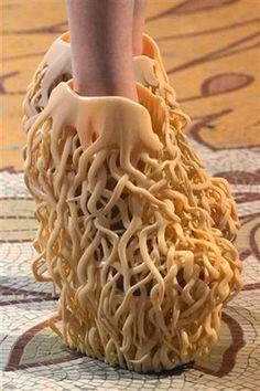 Boot anke mô phỏng con bạch tuộc nghìn chân siêu dị.