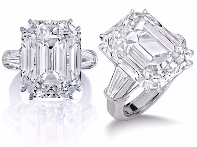 Đây là chiếc nhẫn đính hôn đắt giá bậc nhất mà một sao nữ Hollywood được tặng.