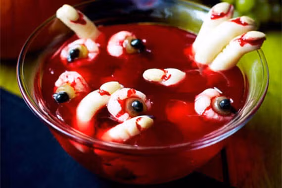 Món súp máu và ngón tay. Ảnh: Pinterest.