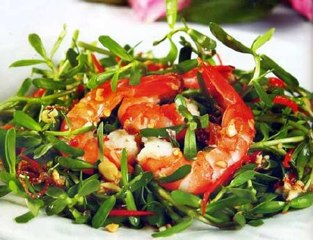 Mặc dù có vị đắng rất đậm nhưng món này lại cực hợp với các bữa nhậu vì có thể giúp giảm ngán ngấy, tốt cho sức khỏe.