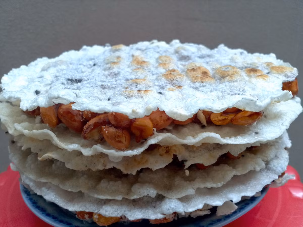 Nếu bạn là fan cuồng của món cu đơ thì đừng bỏ qua cu đơ Hà Tĩnh. Vì Hà Tĩnh mới chính là quê hương gốc của đặc sản ngon này.