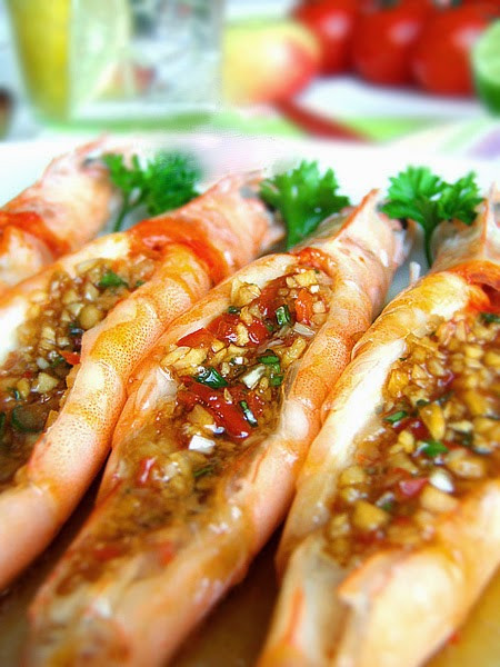 Tôm nướng mỡ hành.