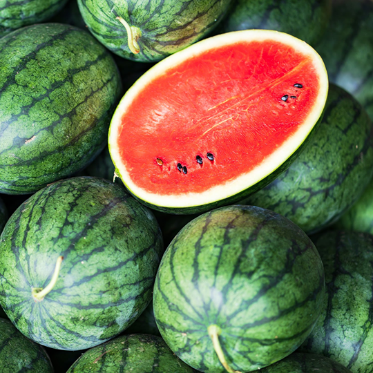 Dưa hấu là loại trái cây có thể gây chướng bụng. Ảnh: vinhhaphuxuyen.