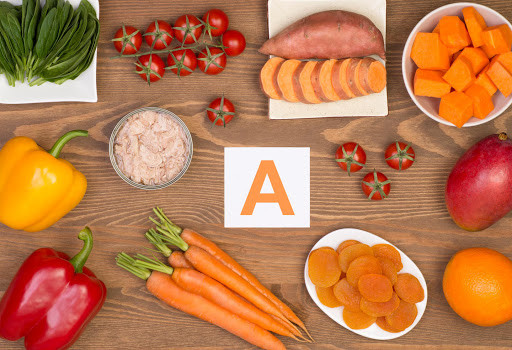 Người bị sởi cũng nên bổ sung thực phẩm giàu vitamin A để giúp hạn chế các biến chứng do sởi gây ra cho mắt, chống mù lòa. Ảnh: sgtiepthi.