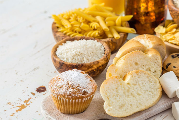 Lý do là vì carbohydrate tinh chế gây tăng đột biến glucose trong máu, được chứng minh là làm tăng viêm trong cơ thể. Ảnh: khoahoc.