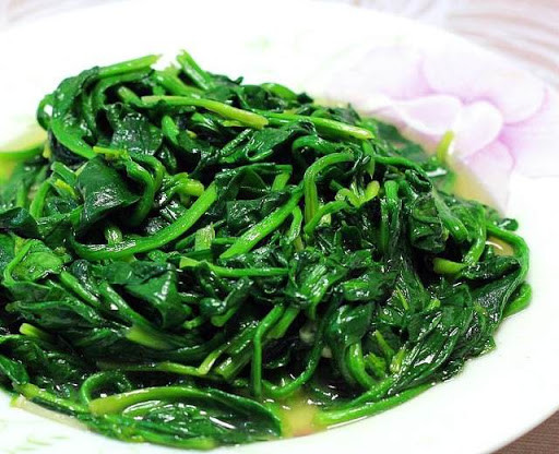 Hàm lượng nitrat tương đối cao, nó có thể dễ dàng chuyển đổi thành nitrite sau khi hâm nóng Và nitrite là một chất gây ung thư rất nguy hiểm.