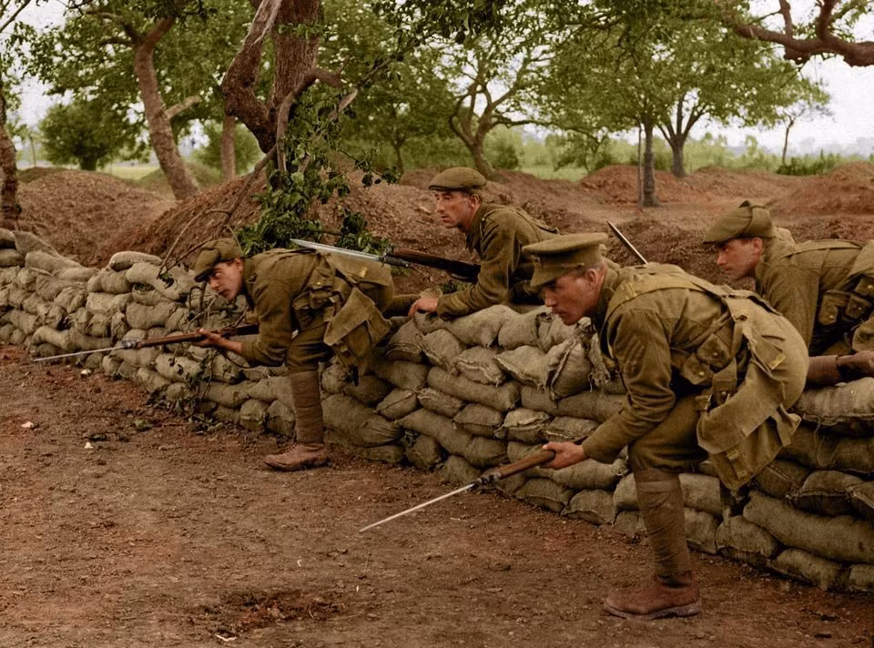 Chiến tranh chiến hào là một trong những đặc điểm nổi bật của Chiến tranh thế giới 1 khốc liệt.