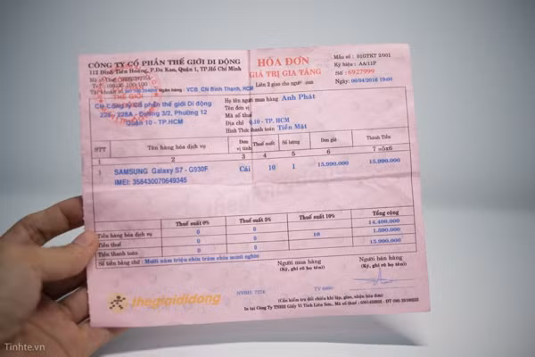 Bi lua mua Samsung S7 nhai kem hoa don cua The Gioi Di Dong-Hinh-3