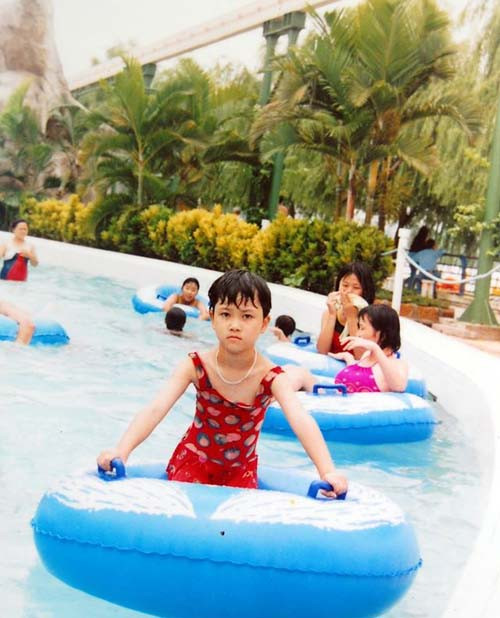 Lê Thiện Hiếu cho biết, từ nhỏ, mặc dù là con gái nhưng Thiện Hiếu luôn cảm thấy có một đứa con trai sống trong cơ thể của mình, trong từng suy nghĩ, cảm xúc. Cảm giác này luôn khiến cho bản thân Thiện Hiếu cảm nhận được sự khiếm khuyết. Đến tuổi trưởng thành khi đã nhận ra mình đủ để có thể chịu trách nhiệm với bản thân, Hiếu quyết định tìm lại về chính mình.