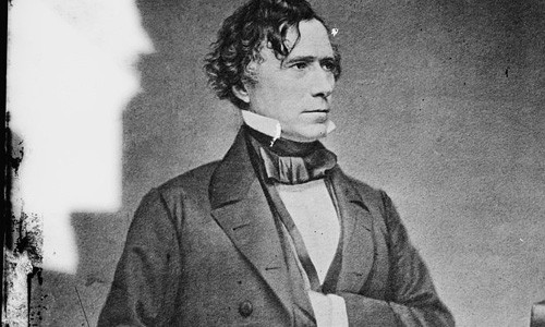 Theo Will-Weber, Franklin Pierce là một trong những Tổng thống Mỹ uống rượu nhiều nhất trong thời gian ở Nhà Trắng. Ông chết vì bệnh xơ gan ở tuổi 64.